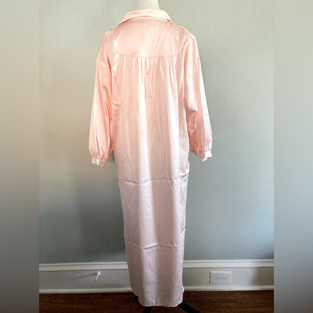 Vintage Eve Stillman for Saks Fifth Avenue Soft Pink Nightgown Long Sleeve - Picture 2 of 10